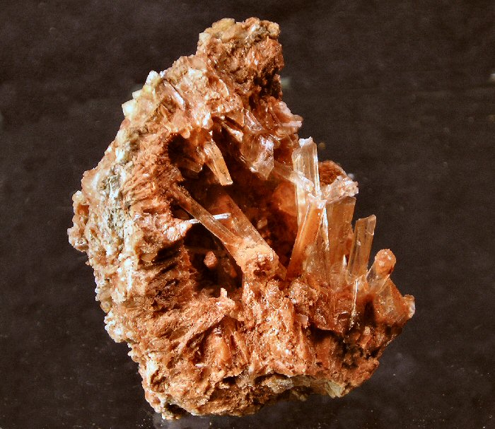 REDGYPSUM.Valencia.Spain.-5-37g.5x4cm-A001.jpg